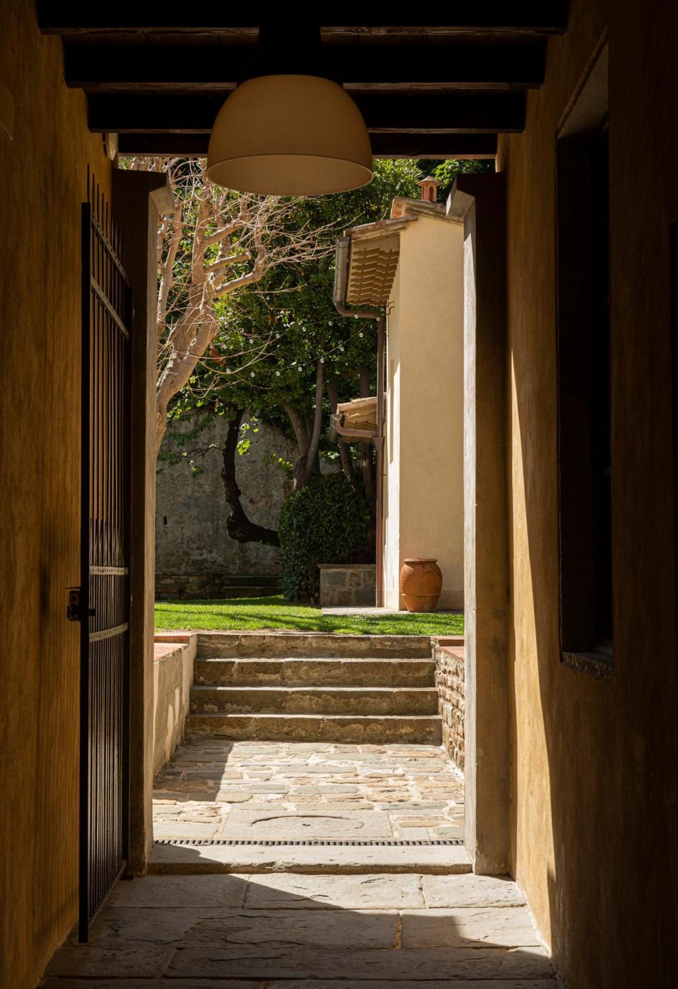 Numa Florence Palazzo San Niccolo Екстер'єр фото