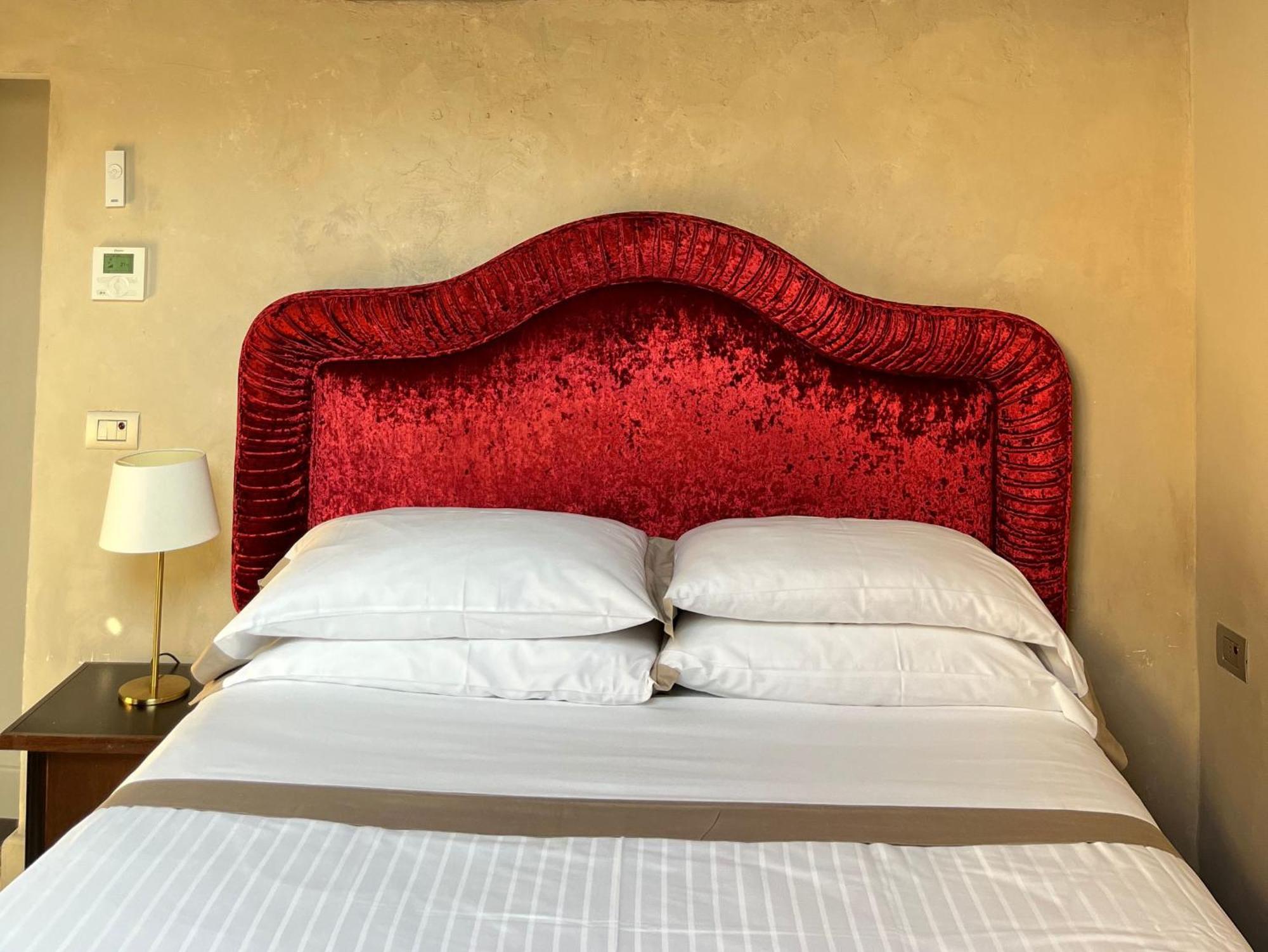 Numa Florence Palazzo San Niccolo Номер фото