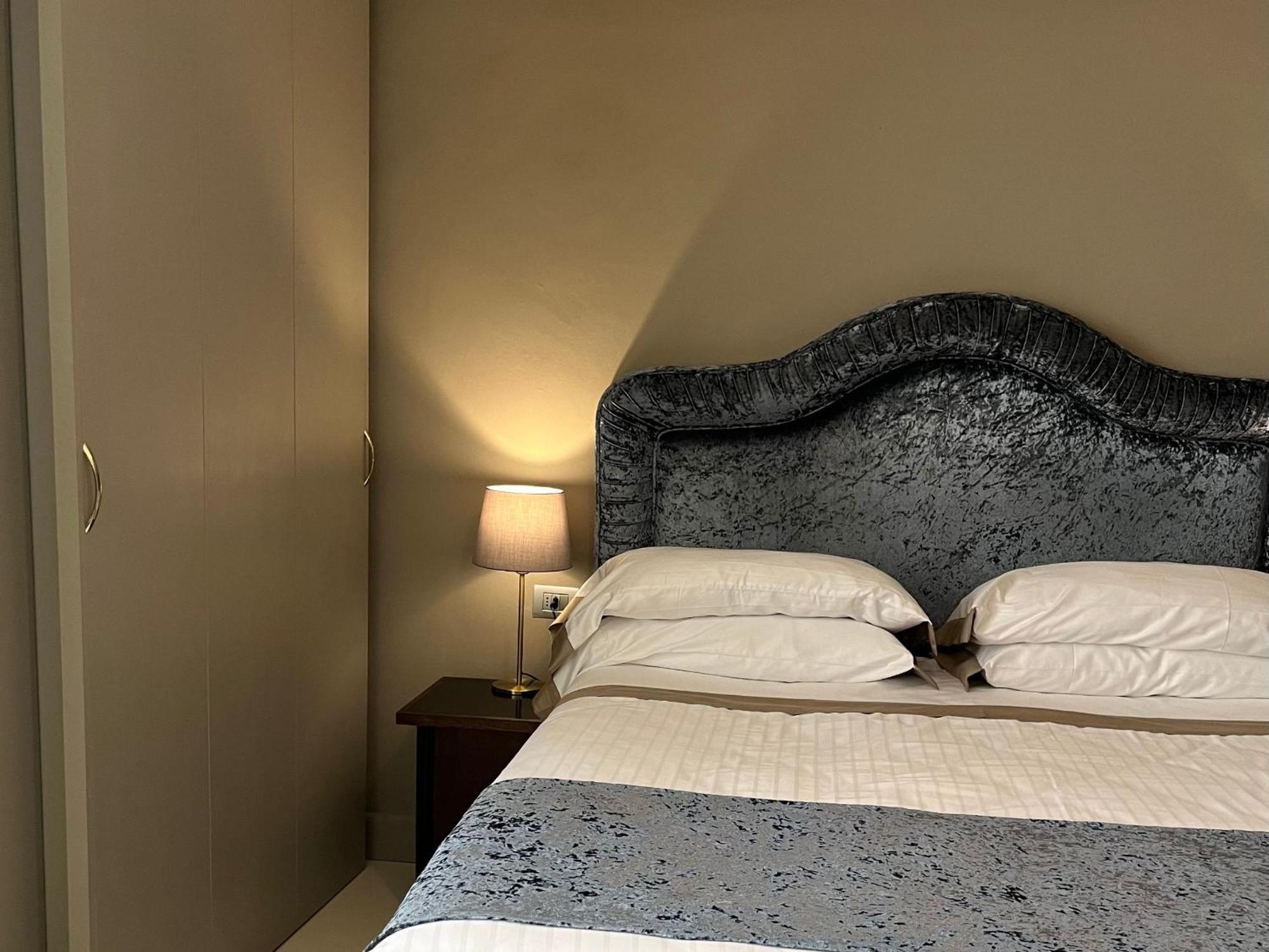 Numa Florence Palazzo San Niccolo Екстер'єр фото